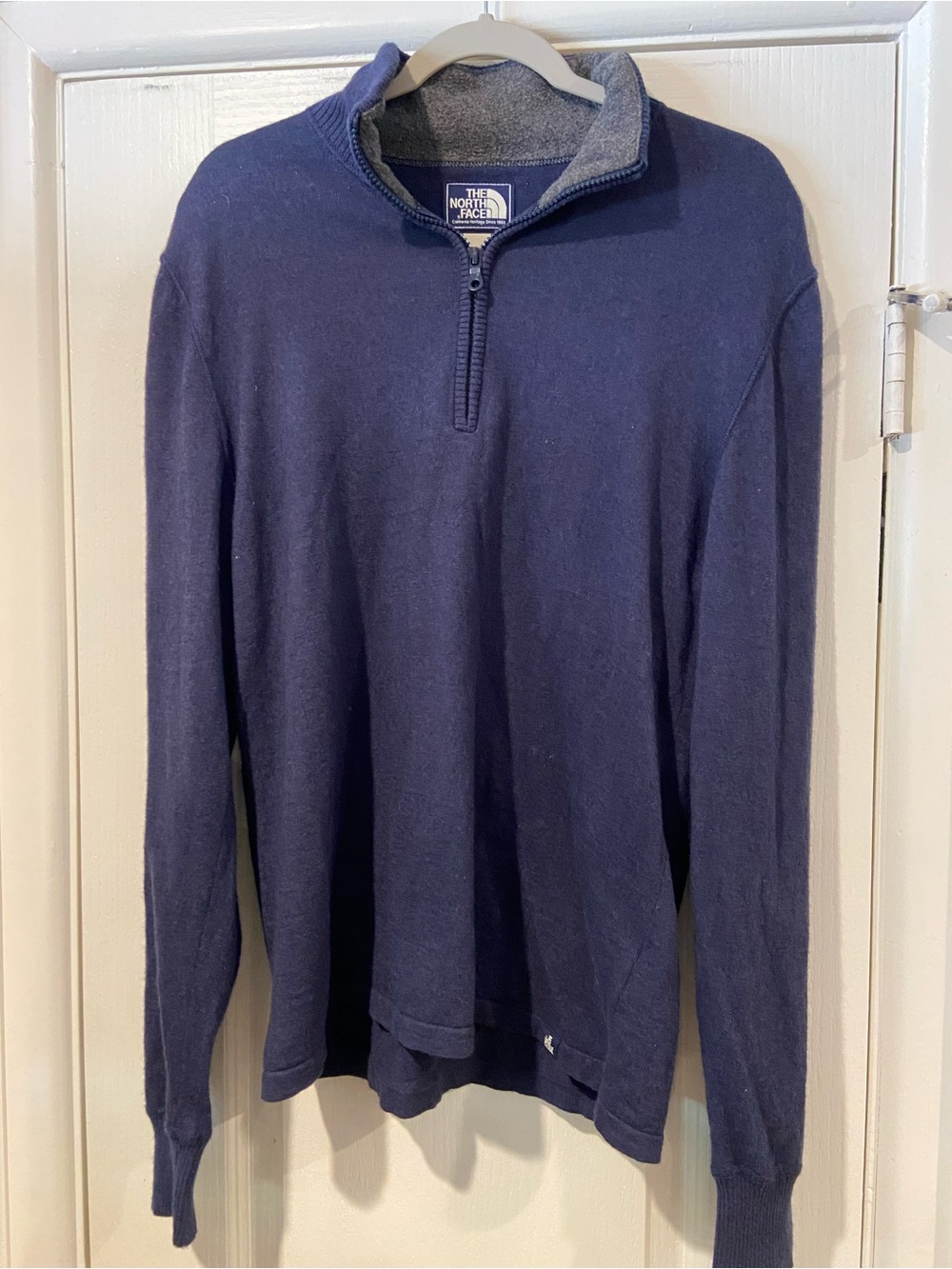 The North Face Men's Navy Blue Quarter-Zip Sweater